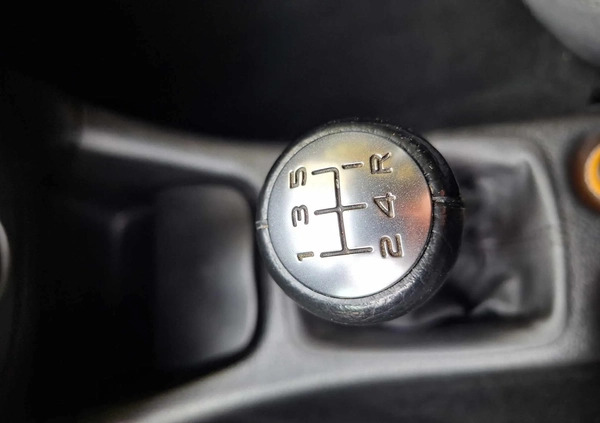 Peugeot 206 cena 7300 przebieg: 129000, rok produkcji 2007 z Limanowa małe 172